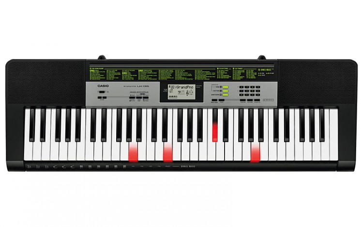 CASIO LK 135